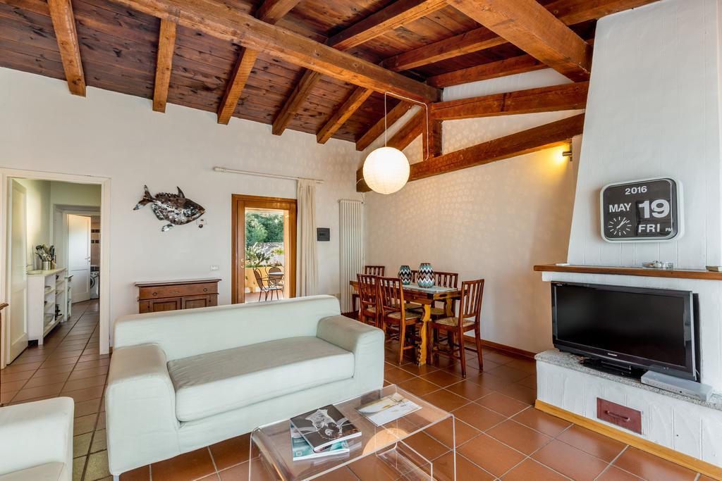 Le Case Di Mara - Appartamento Vista Mare A Porto Rotondo Bagian luar foto