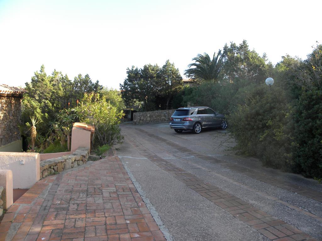 Le Case Di Mara - Appartamento Vista Mare A Porto Rotondo Bagian luar foto