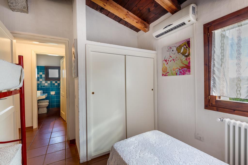 Le Case Di Mara - Appartamento Vista Mare A Porto Rotondo Bagian luar foto